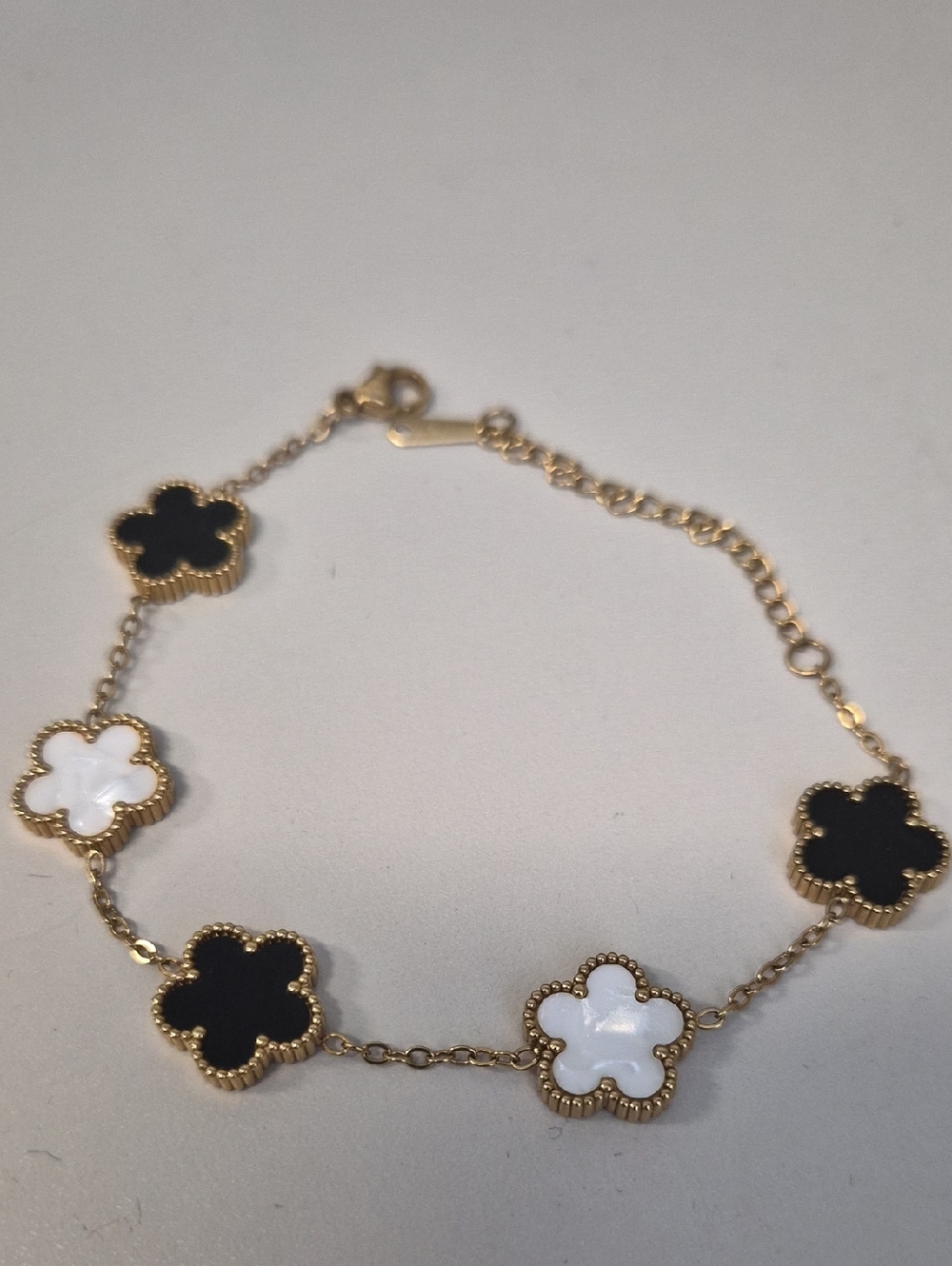 Reversible Clover Fashion Bracelet